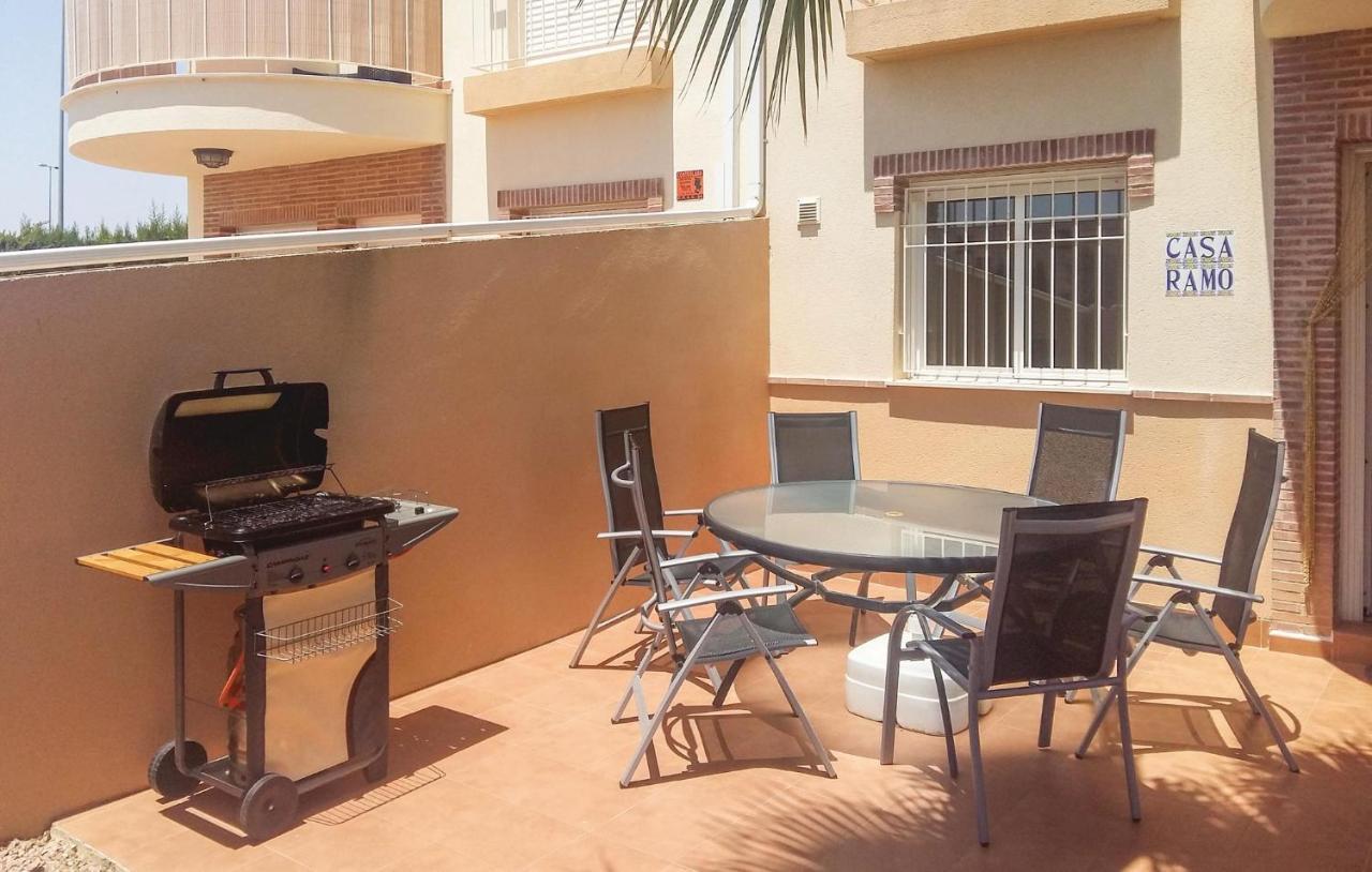 Cozy Home In Orihuela Costa With Kitchen Dehesa de Campoamor  Eksteriør billede