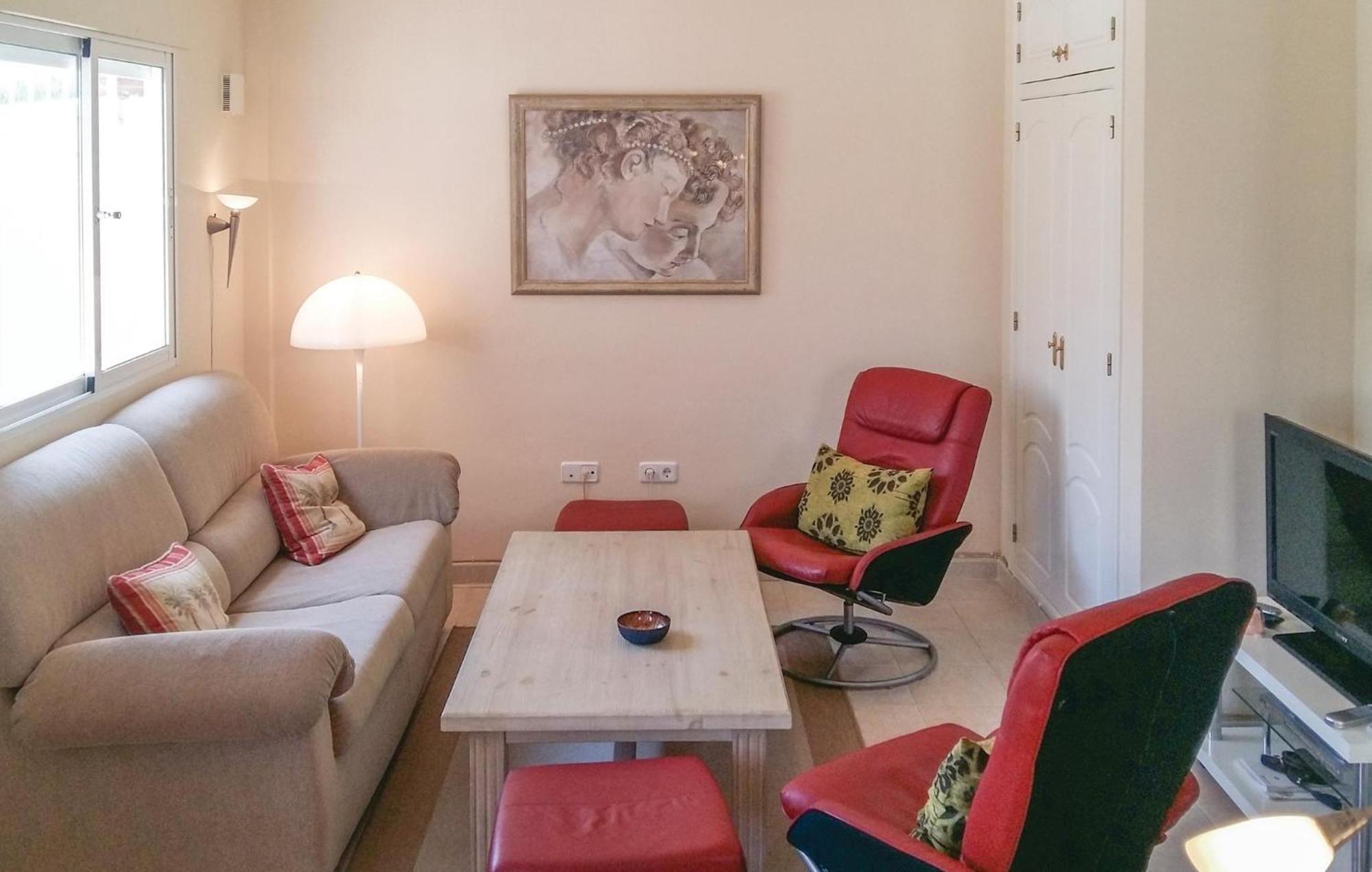 Cozy Home In Orihuela Costa With Kitchen Dehesa de Campoamor  Eksteriør billede